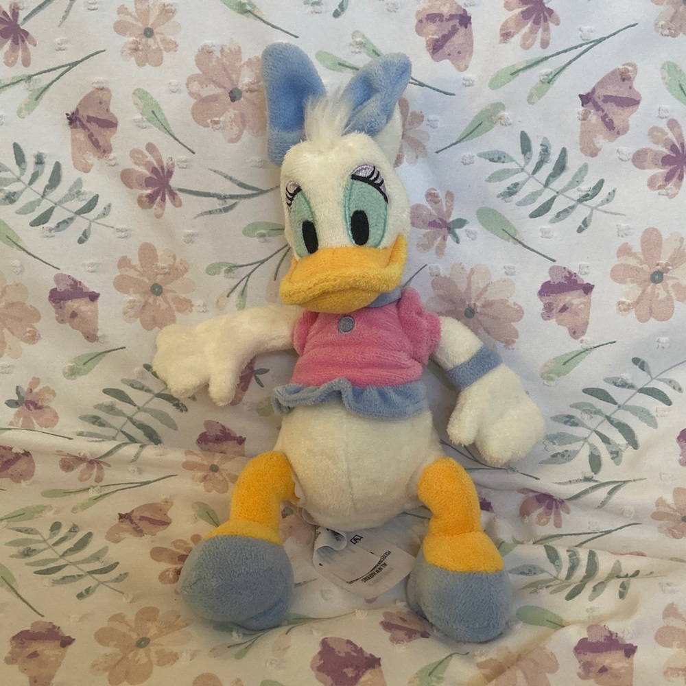 Disney Store Daisy Duck Plush Toy 8” Soft Stuffed Animal